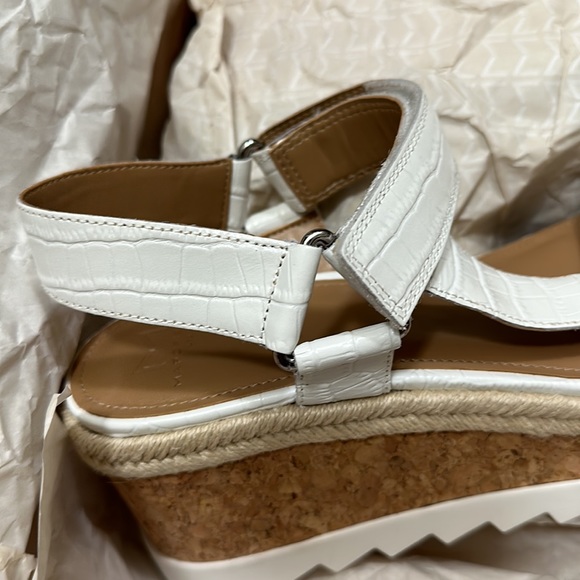 Marc Fisher LTD Gylian Platform Wedge Sandal - White - Picture 8 of 9